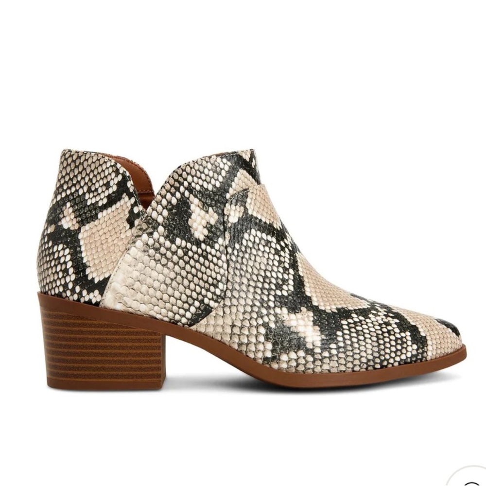 Style & Co. snakeskin booties New - Picture 2 of 4